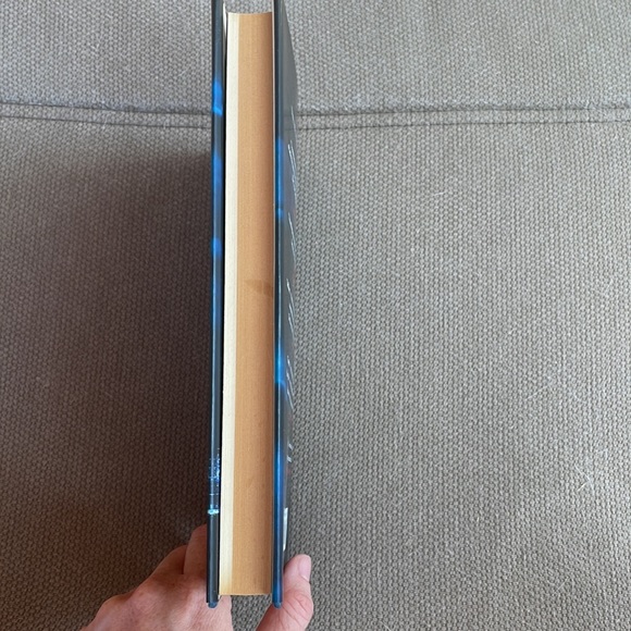 The Hunger of the Wolf - Stephen Marche. Fiction. Hardcover. - Picture 3 of 9